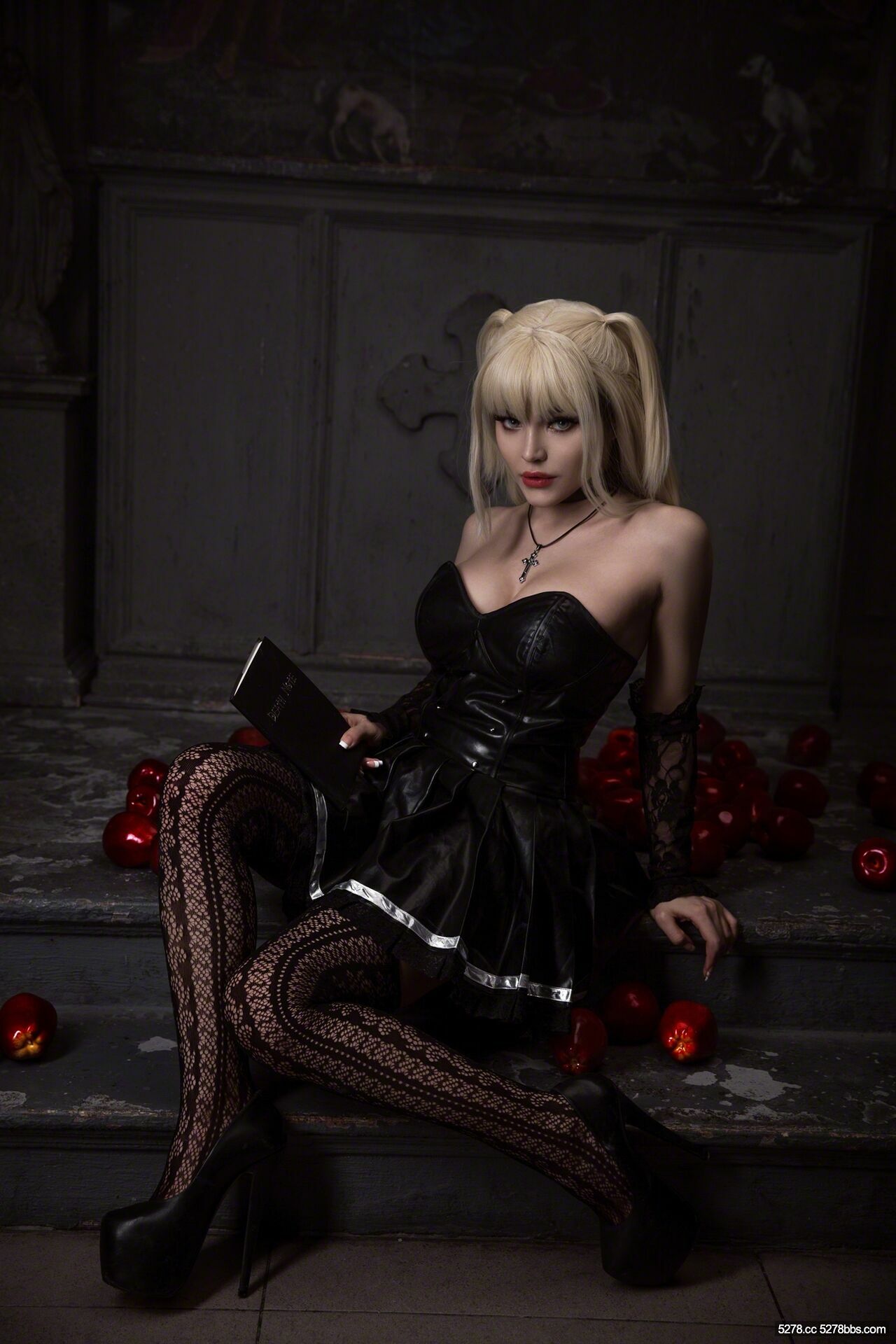 Misa_Amane_12_XGtO10EA.jpg