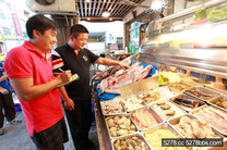 當日捕獲 汆燙鐵甲蝦 曉東港小吃