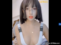 童顏巨乳