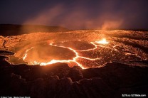 壯美！　攝影師冒險拍攝火山熔岩湖景象