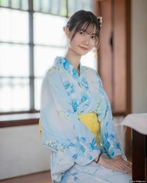 和服小美女