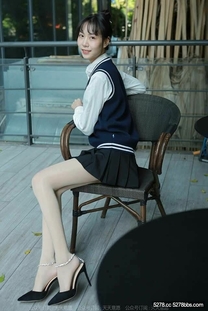 悠閒下午茶 看美腿